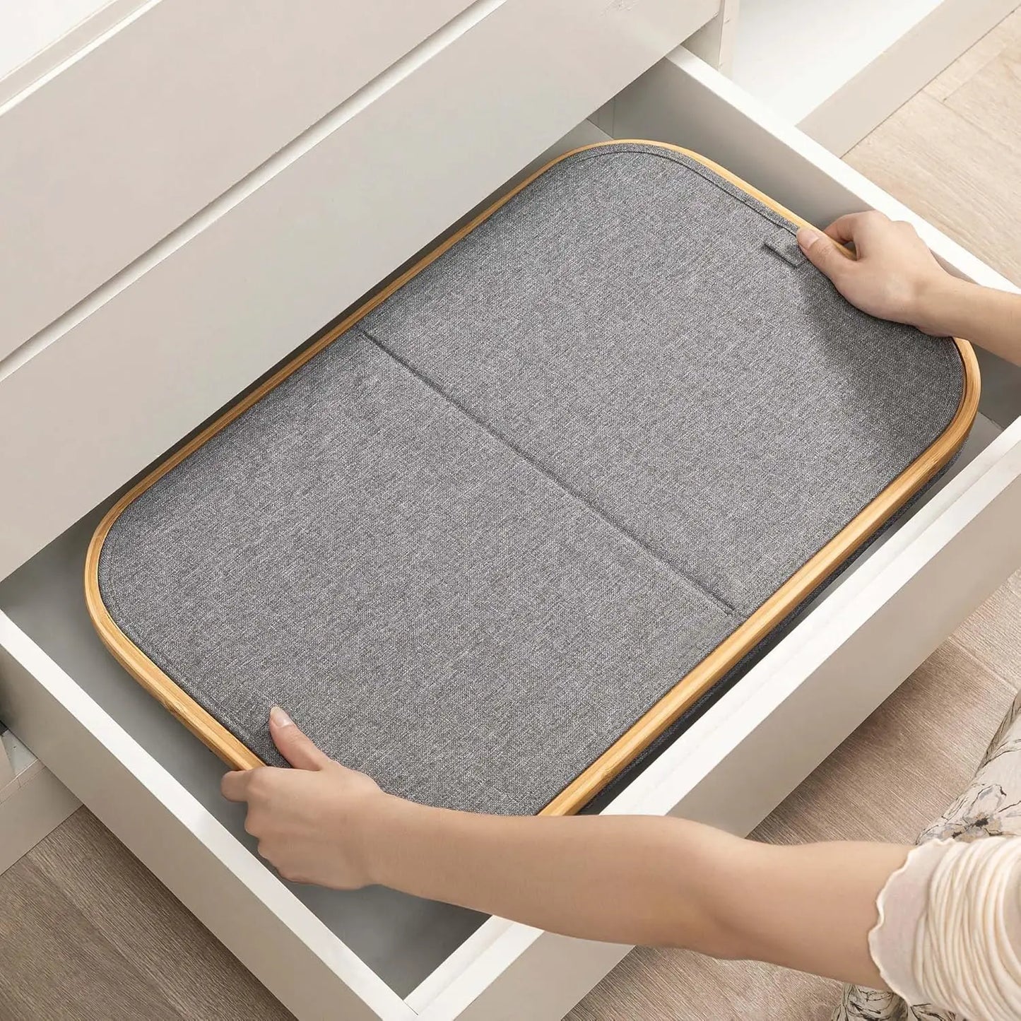 Cat Window Perch – Orthopedic Hammock with Bolster